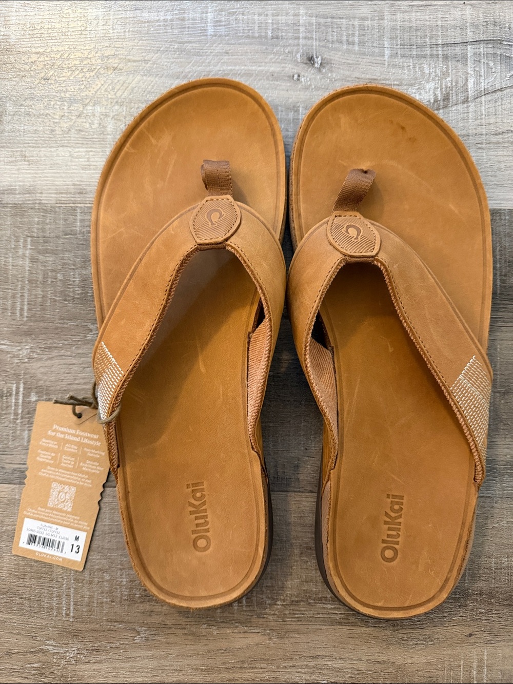OluKai Men's Tan Leather Flip-Flop Sandals